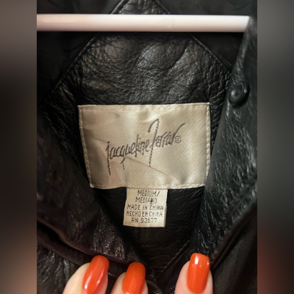 Vintage Jacqueline Ferrar Genuine Leather Belted Jacket – Black Thinsulate Lined - Picture 3 of 8